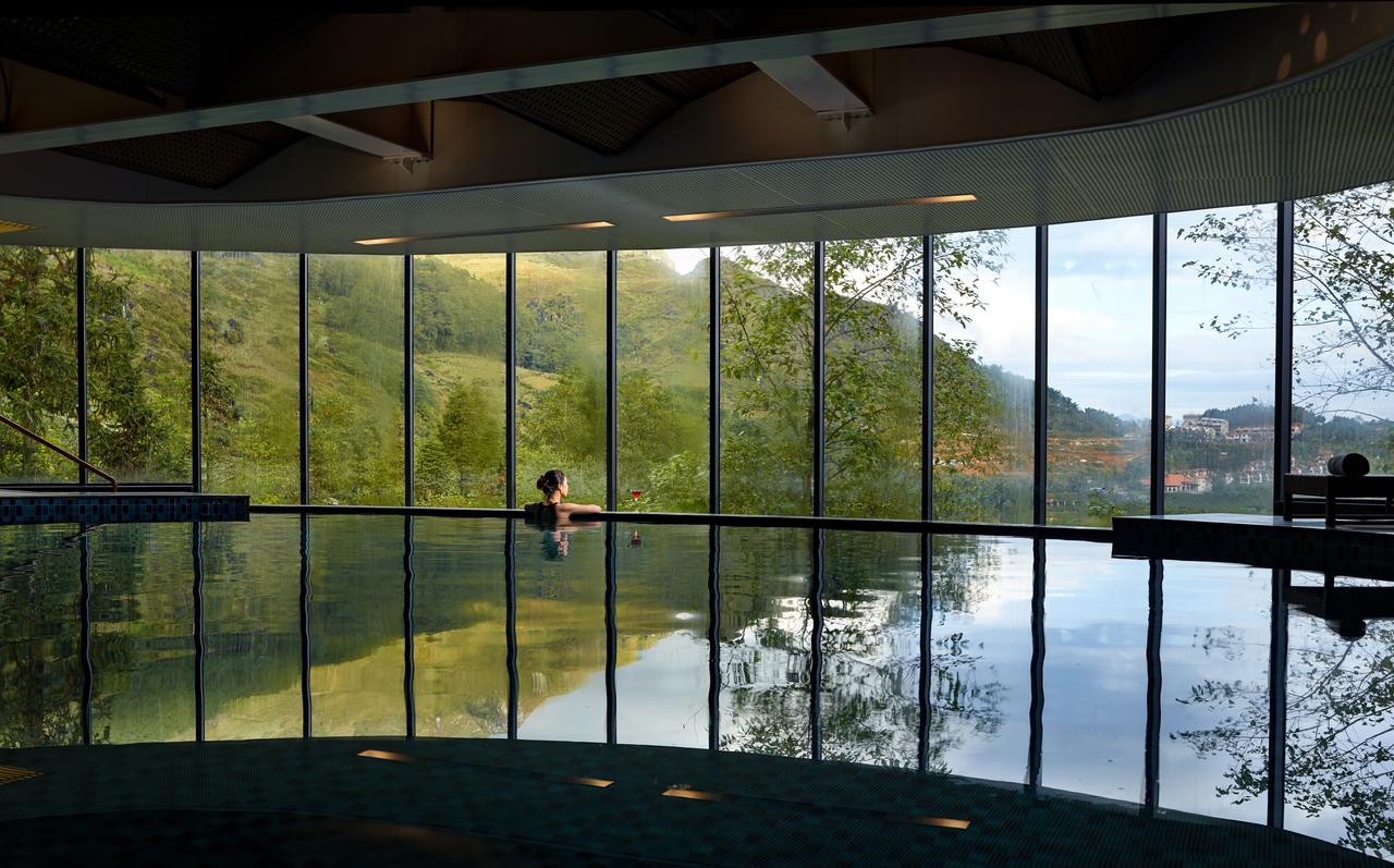  2.Phòng Executive Suite